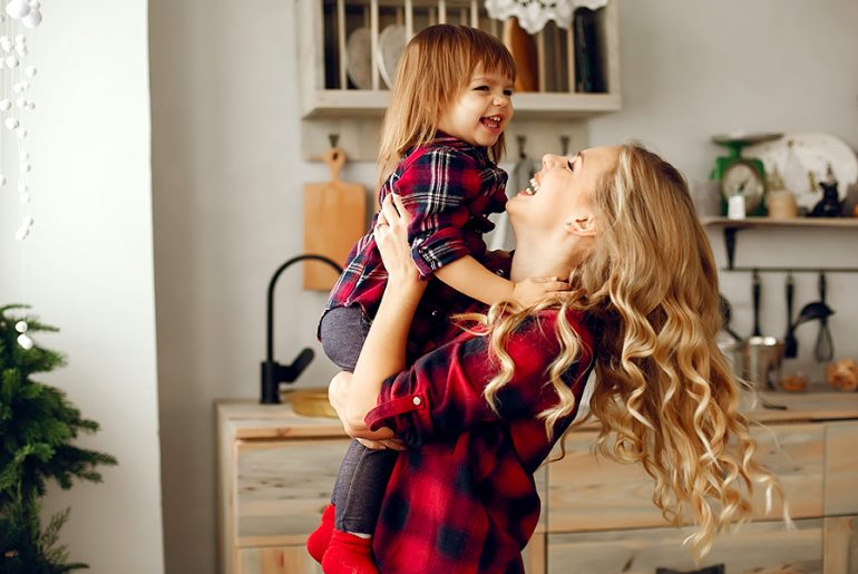 Mom life famousparenting